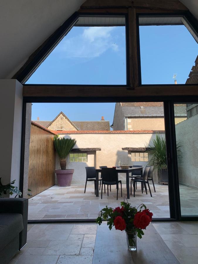 Mesnie Sas Villa Reugny  ภายนอก รูปภาพ
